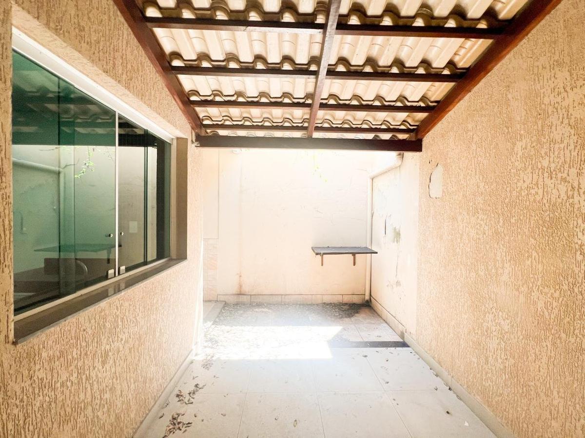 Casa, Santa Terezinha, 2 Quartos, 1 Vaga, 1 Suíte