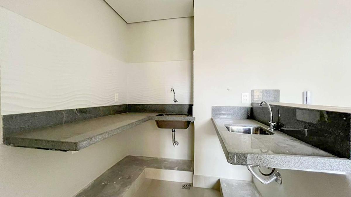 Apartamento, Centro, 2 Quartos, 0 Vaga, 1 Suíte