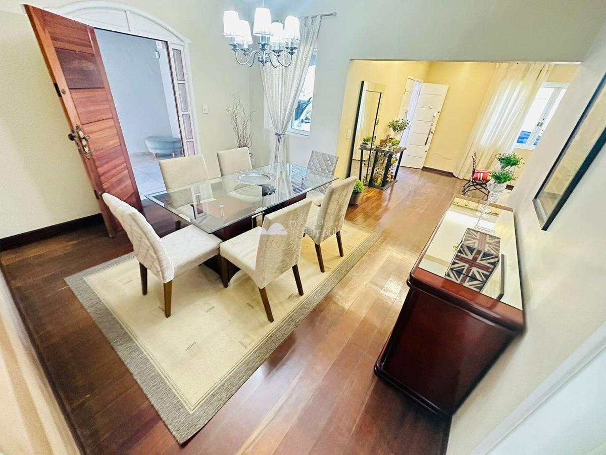 Casa, Planalto, 4 Quartos, 3 Vagas, 1 Suíte