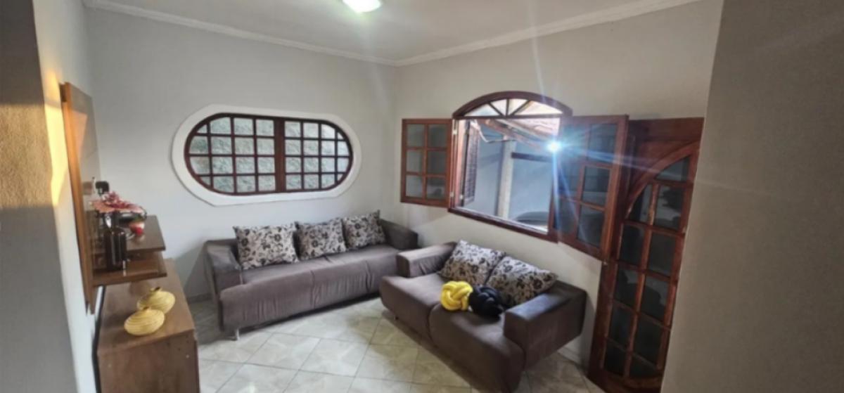 Casa, Providência, 4 Quartos, 6 Vagas, 1 Suíte