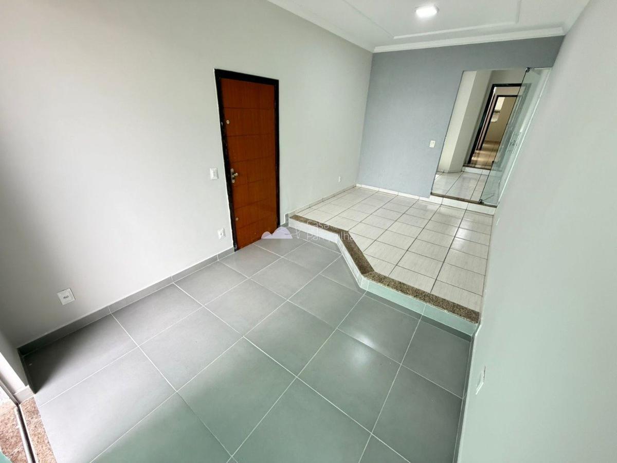 Casa, Santa Mônica, 3 Quartos, 2 Vagas, 1 Suíte