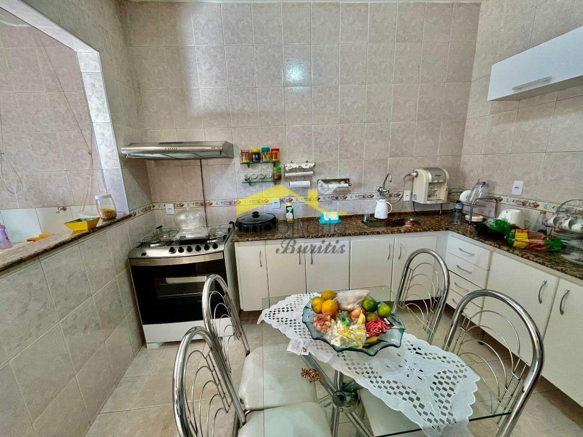 Casa, Buritis, 4 Quartos