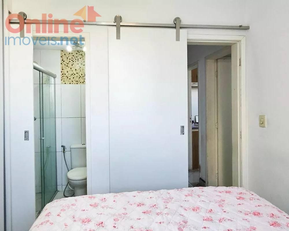 Apartamento, Castelo, 3 Quartos, 0 Vaga, 1 Suíte
