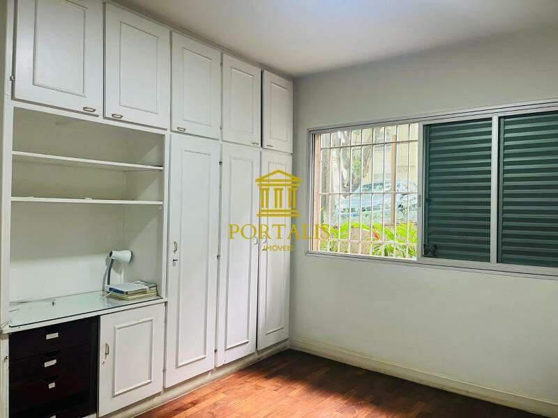 Apartamento, Funcionários, 4 Quartos, 2 Vagas, 1 Suíte