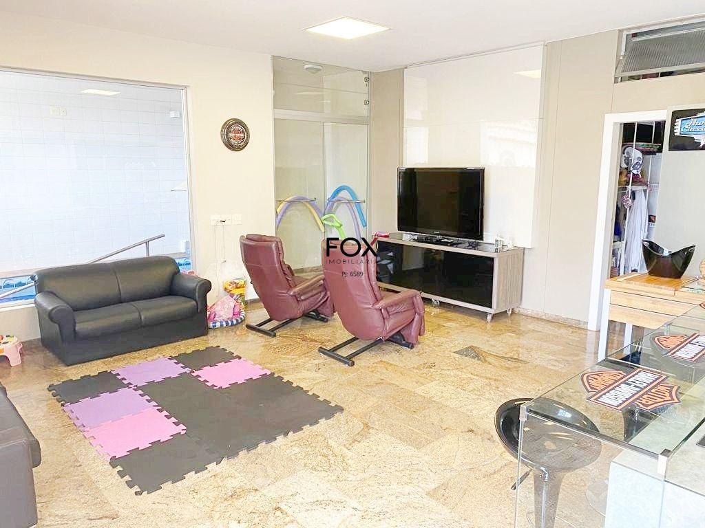 Casa, Cidade Jardim, 7 Quartos, 8 Vagas, 3 Suítes