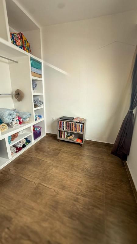 Casa, Ingá Alto, 3 Quartos, 4 Vagas, 1 Suíte