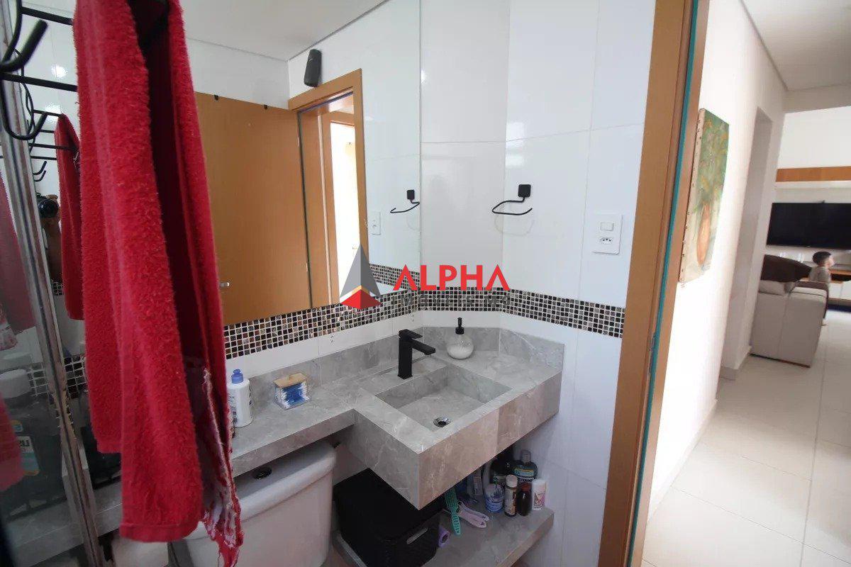Apartamento, Miramar (barreiro), 2 Quartos, 1 Vaga