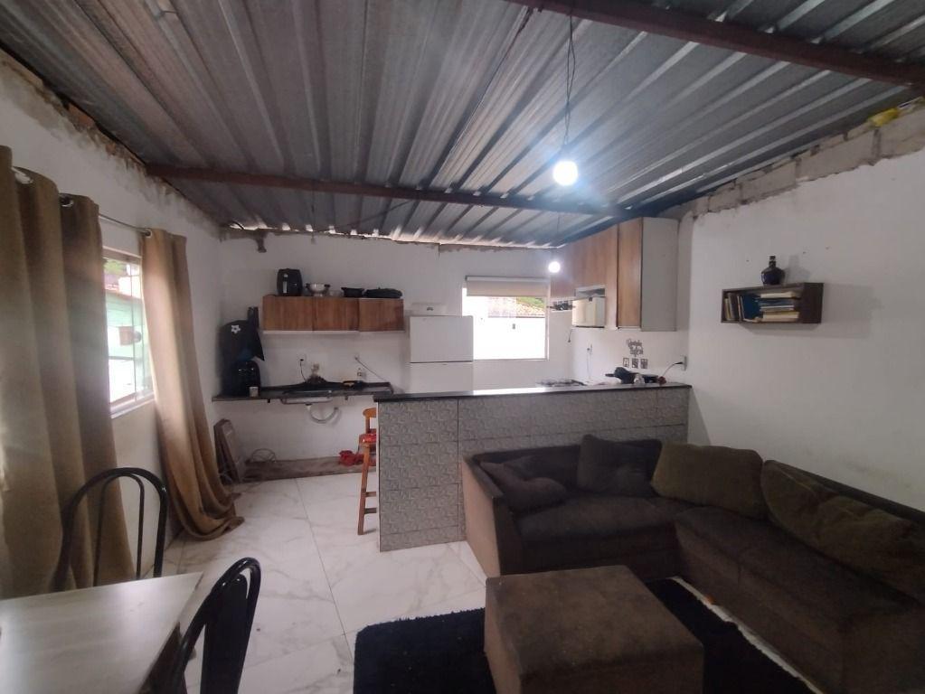 Casa, Siderúrgica, 3 Quartos, 1 Vaga, 1 Suíte