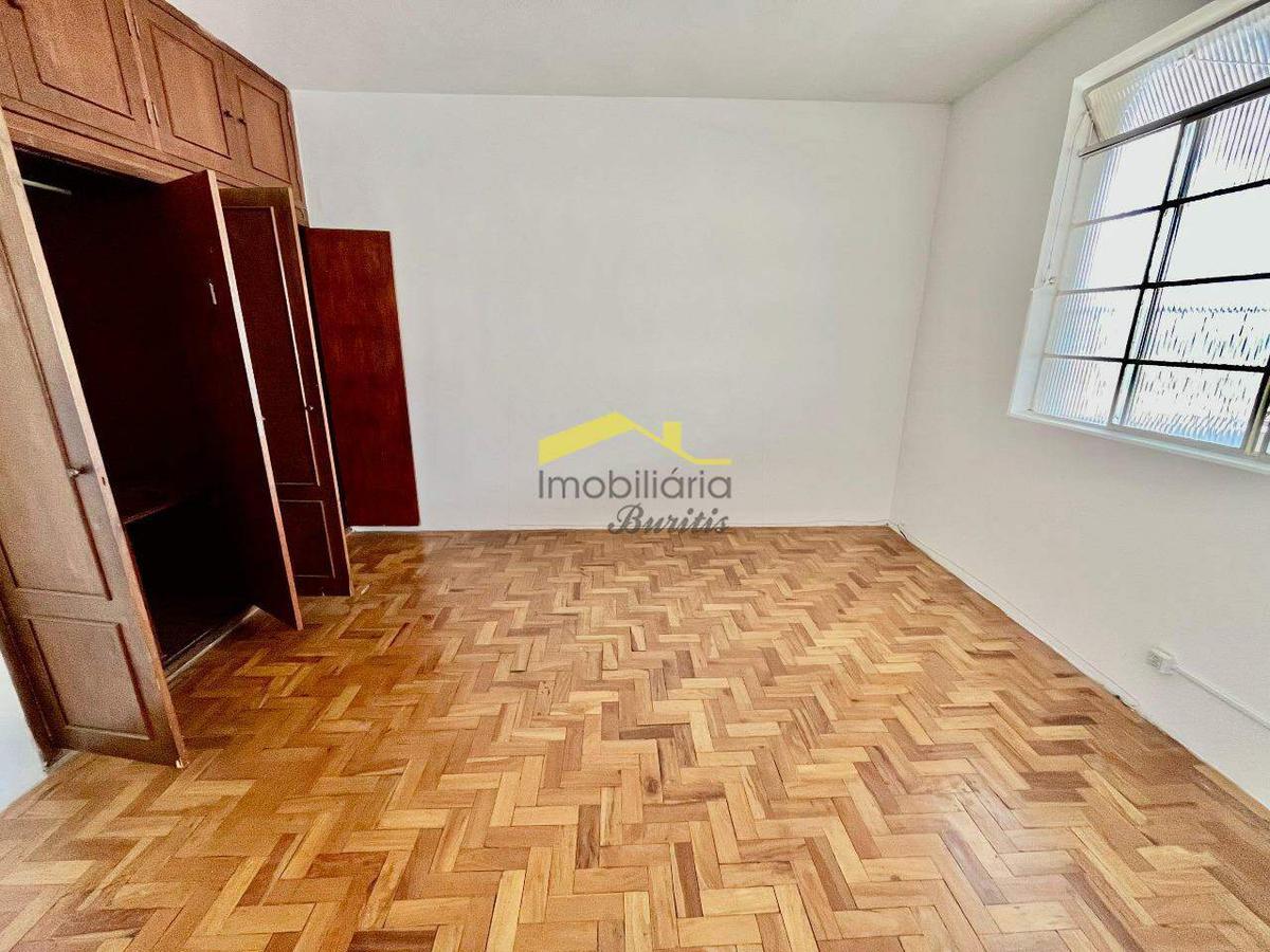 Casa, Nova Suíssa, 4 Quartos, 4 Vagas