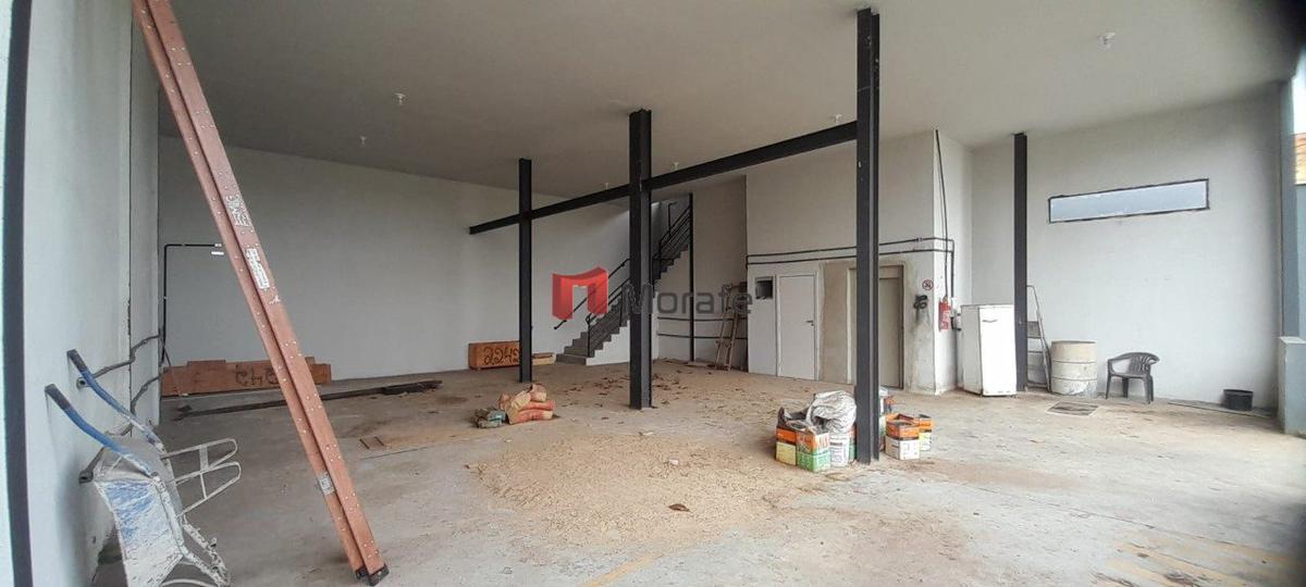 Galpão, São Francisco, 0 Quarto, 5 Vagas