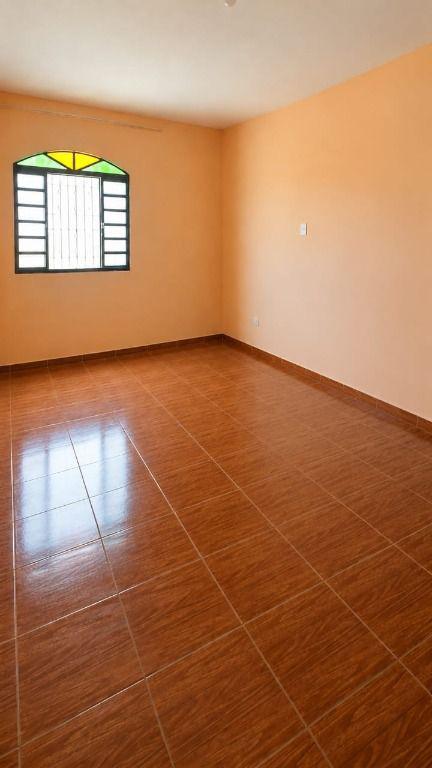 Fazenda, Ravena, 2 Quartos, 6 Vagas, 1 Suíte
