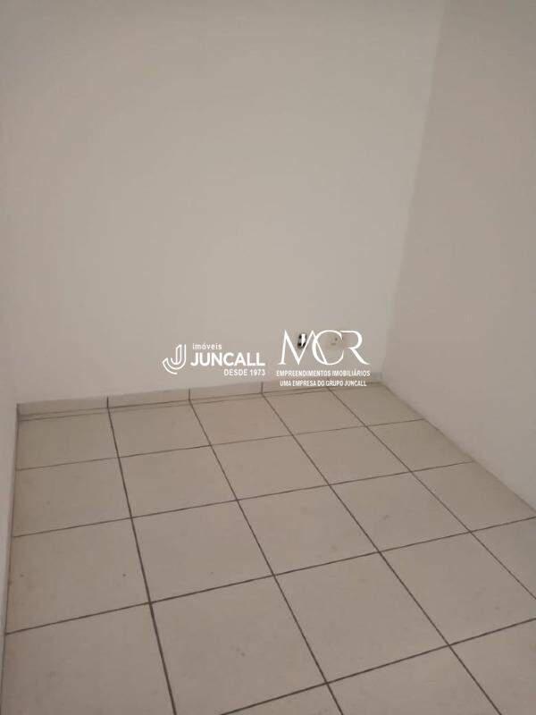 Sala, Funcionários