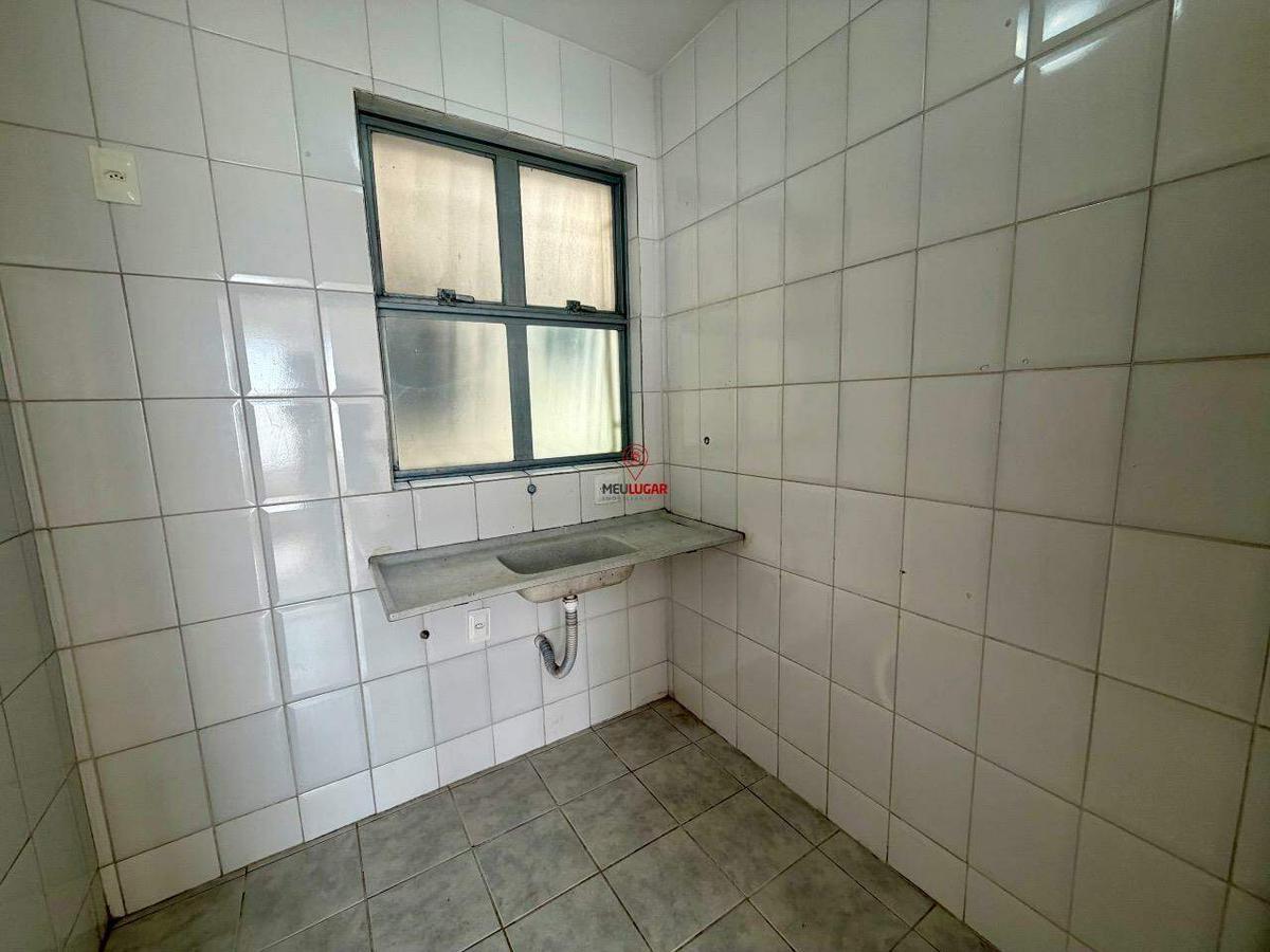 Apartamento, Flávio Marques Lisboa, 2 Quartos, 1 Vaga