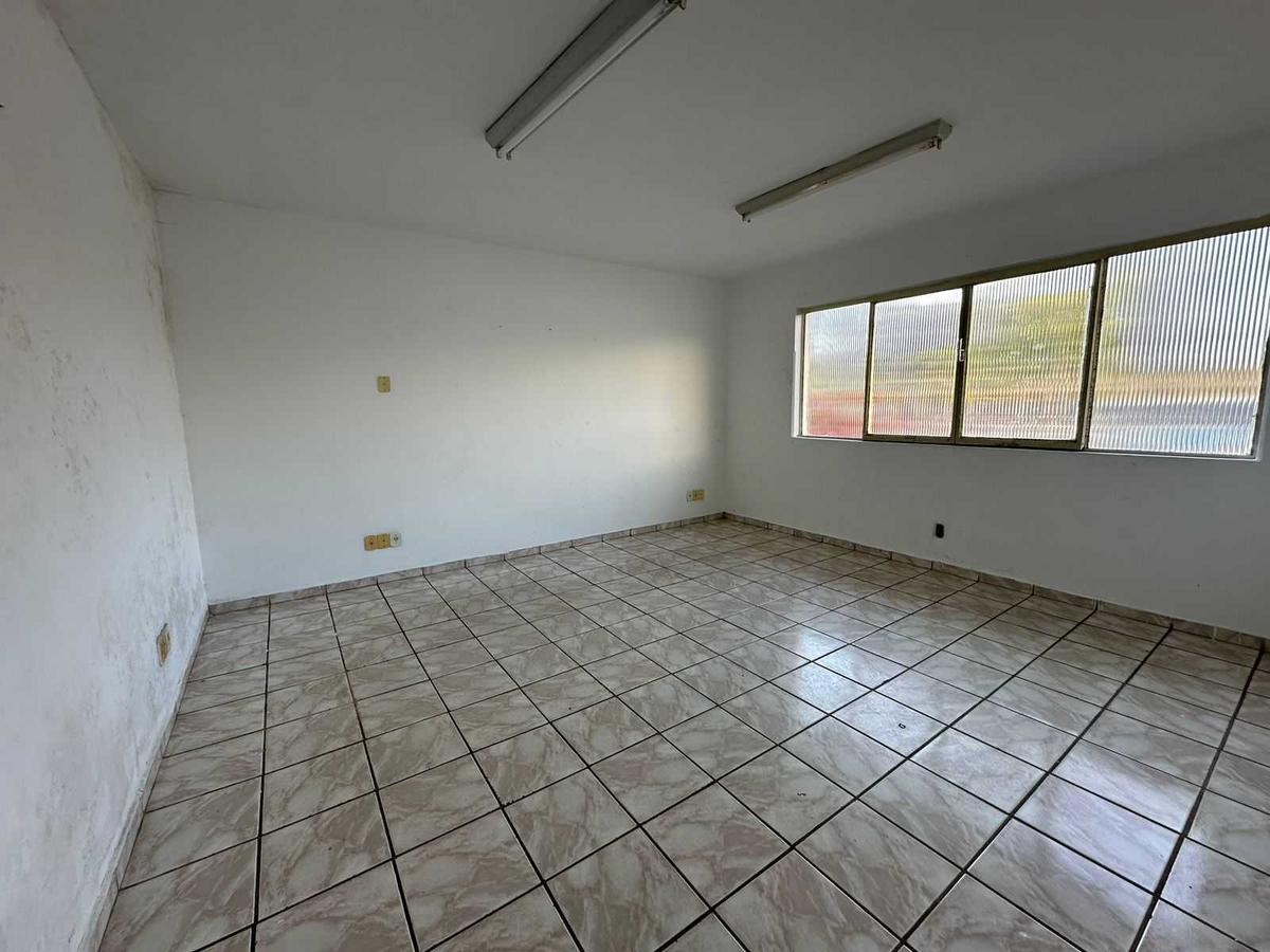 Galpão, Centro, 0 Quarto, 0 Vaga