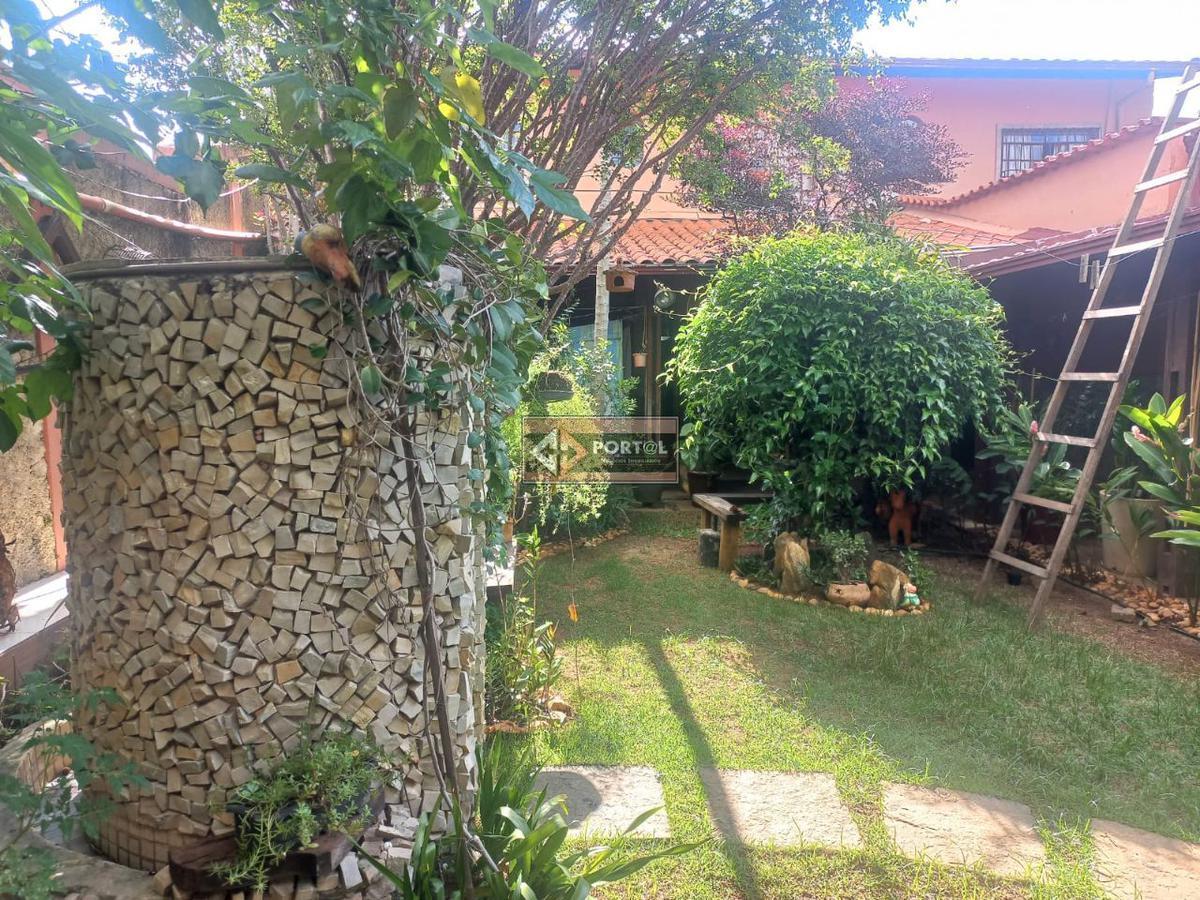 Casa, Vila Clóris, 4 Quartos, 5 Vagas, 1 Suíte
