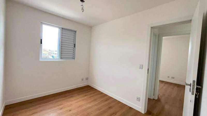 Apartamento, Sagrada Família, 3 Quartos, 2 Vagas, 1 Suíte