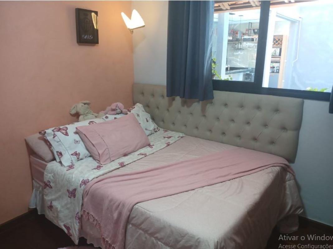 Casa, Floramar, 4 Quartos, 5 Vagas, 2 Suítes