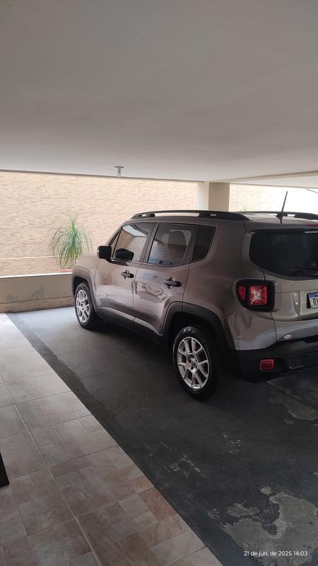 Jeep Renegade Sport 1.8 4x2 Flex 16v Aut.