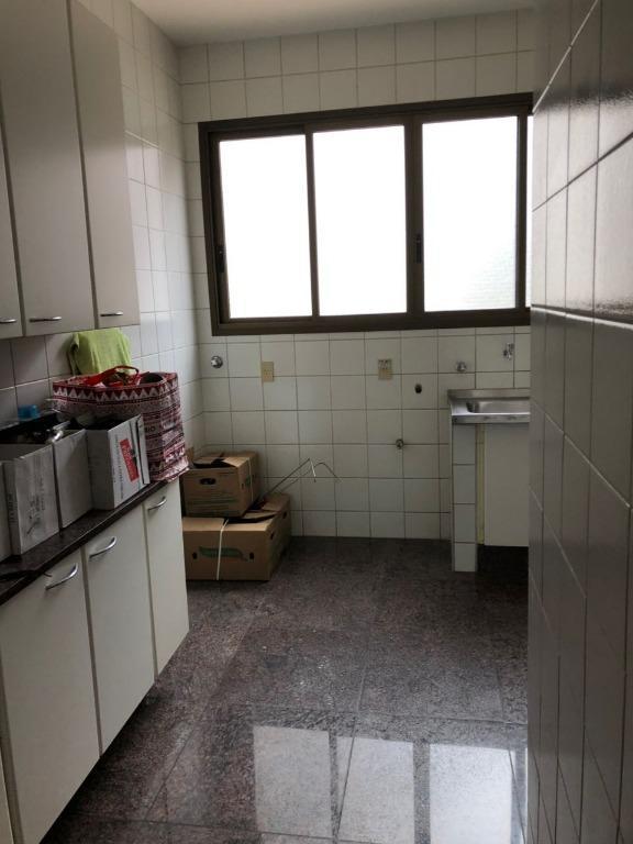 Apartamento, Funcionários, 4 Quartos, 3 Vagas, 2 Suítes