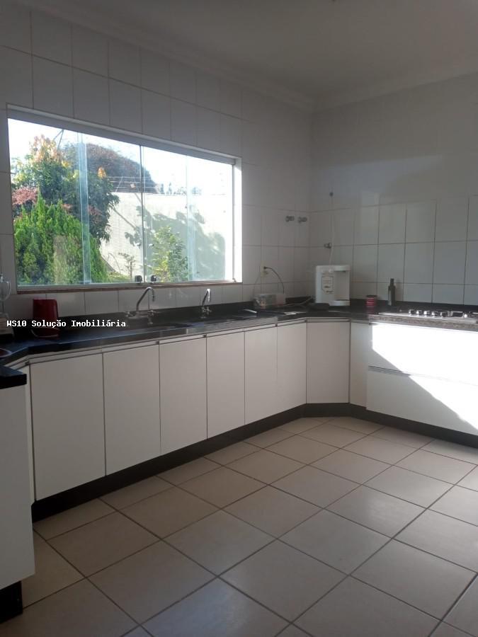 Casa, Bandeirantes (pampulha), 5 Quartos, 4 Vagas, 2 Suítes