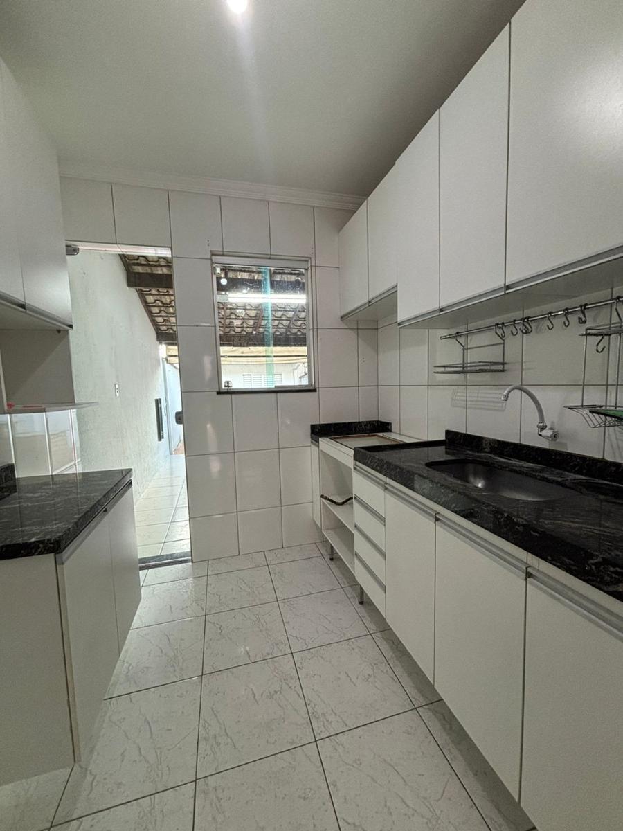 Casa, Jardim Leblon, 2 Quartos, 2 Vagas, 2 Suítes