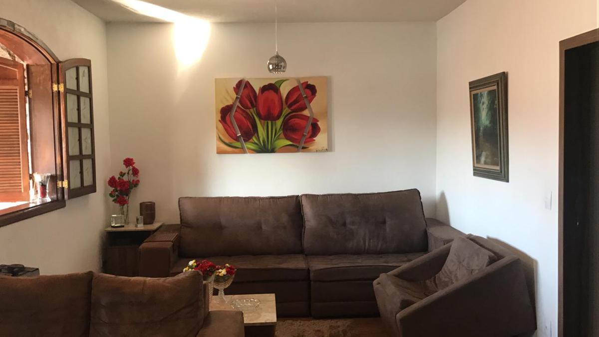 Casa, Sagrada Família, 5 Quartos, 2 Vagas, 2 Suítes