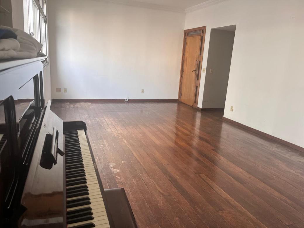 Apartamento, Funcionários, 4 Quartos, 2 Vagas, 1 Suíte