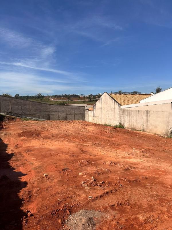 Lote, São João, 0 Quarto, 0 Vaga