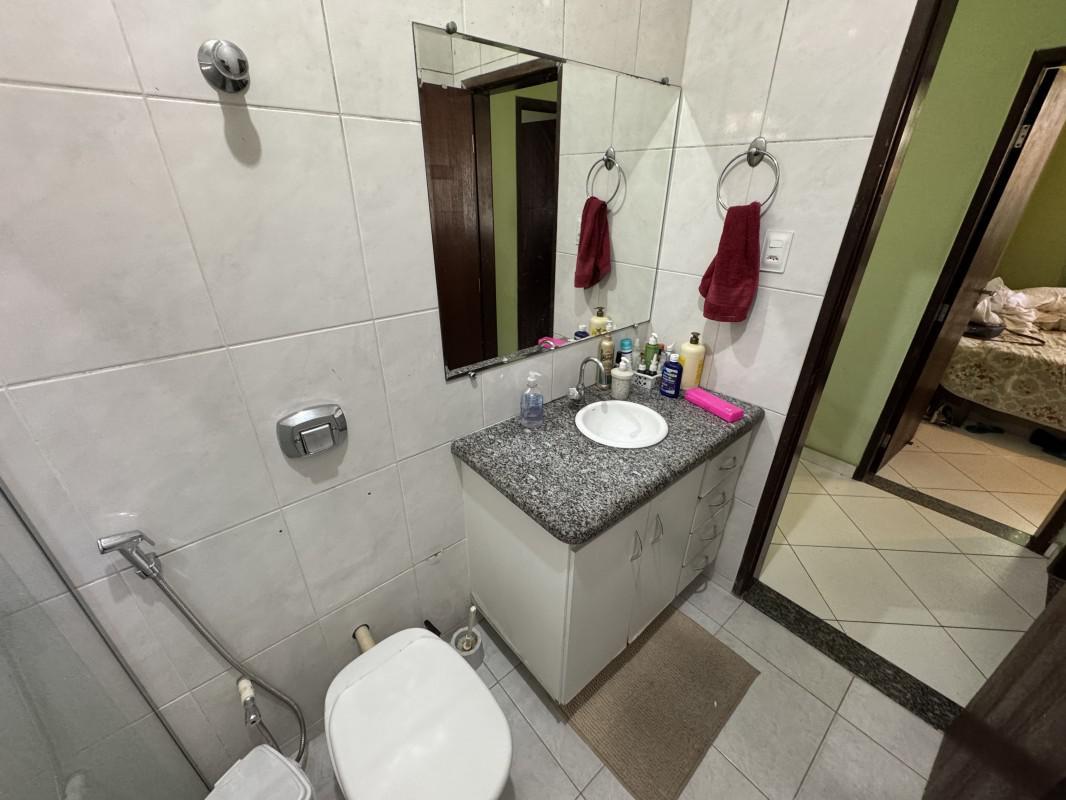 Casa, Brasiléia, 2 Quartos, 10 Vagas