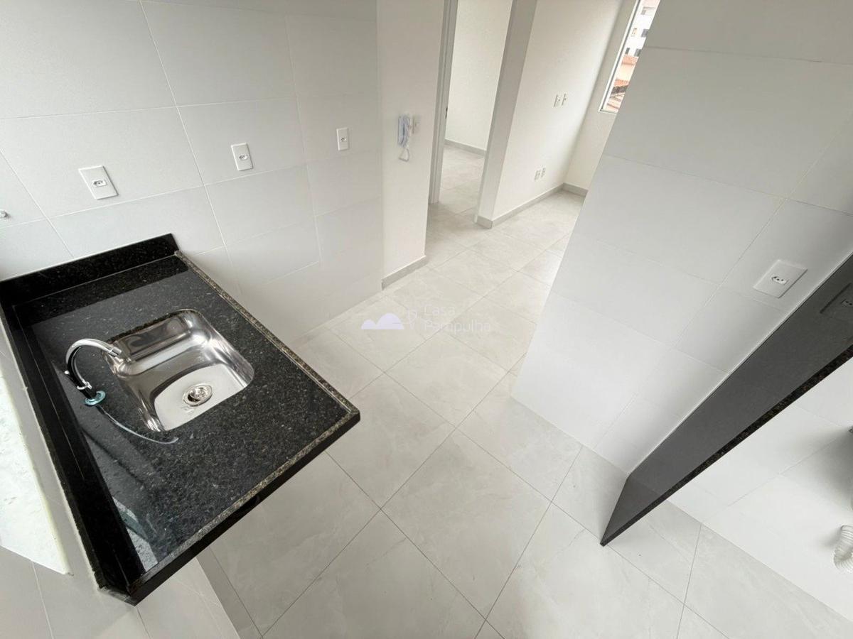 Apartamento, Candelária, 2 Quartos, 1 Vaga