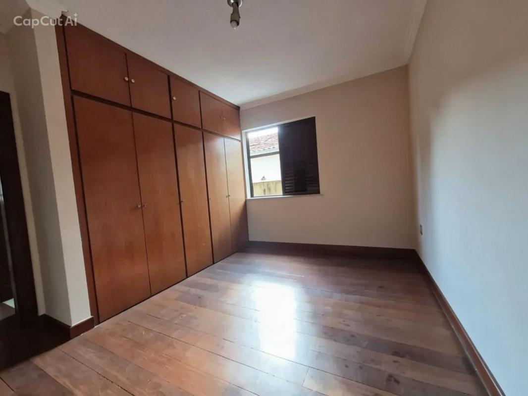 Casa, Itapoã, 5 Quartos, 4 Vagas, 3 Suítes
