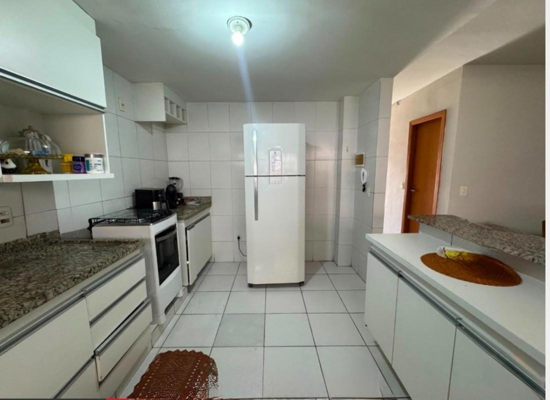 Casa, Coqueiros, 3 Quartos, 2 Vagas, 1 Suíte
