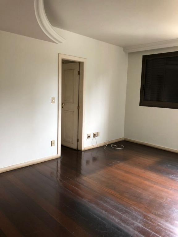 Apartamento, Funcionários, 4 Quartos, 3 Vagas, 2 Suítes