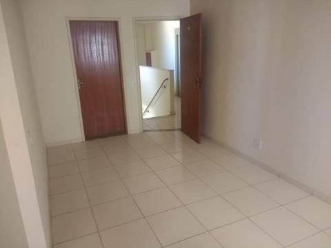 Cobertura, João Pinheiro, 2 Quartos, 2 Vagas, 1 Suíte