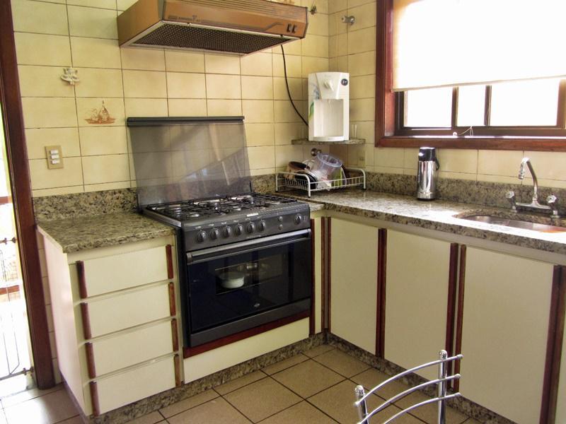 Casa, Caiçaras, 3 Quartos, 4 Vagas, 1 Suíte