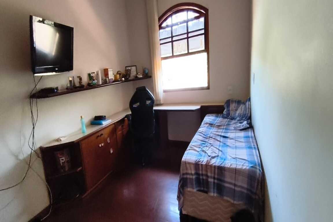 Casa, São Bernardo, 5 Quartos, 4 Vagas, 1 Suíte