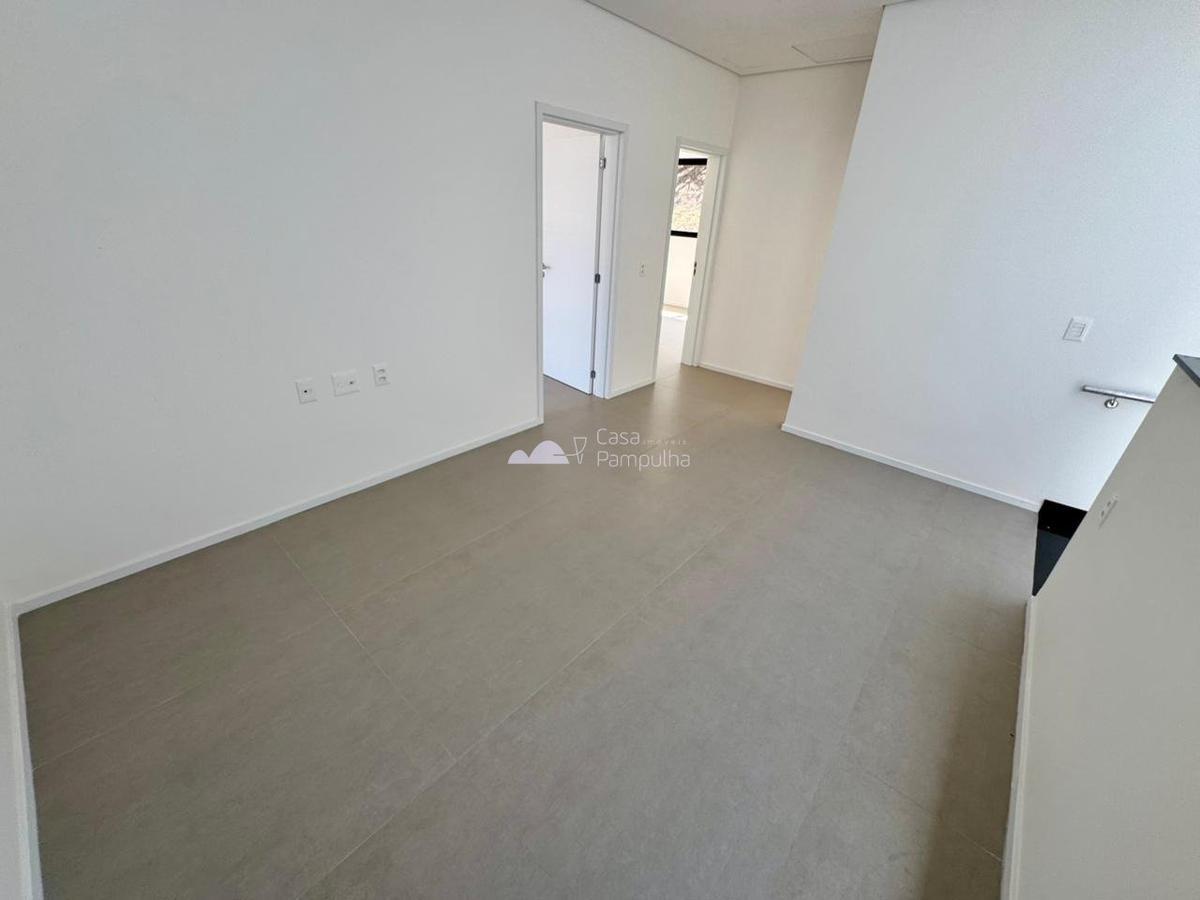 Casa, Trevo, 3 Quartos, 2 Vagas, 1 Suíte