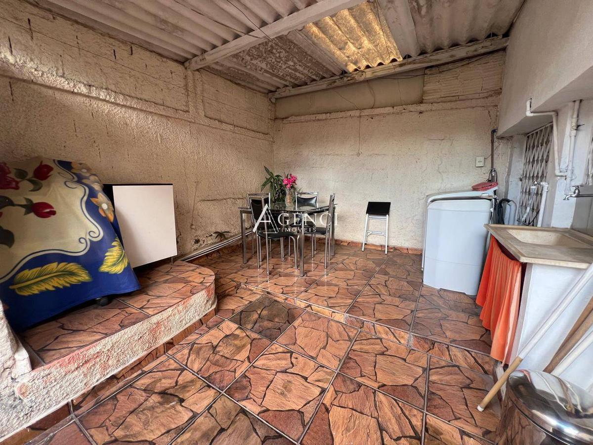 Casa, Camargos, 3 Quartos, 0 Vaga, 0 Suíte