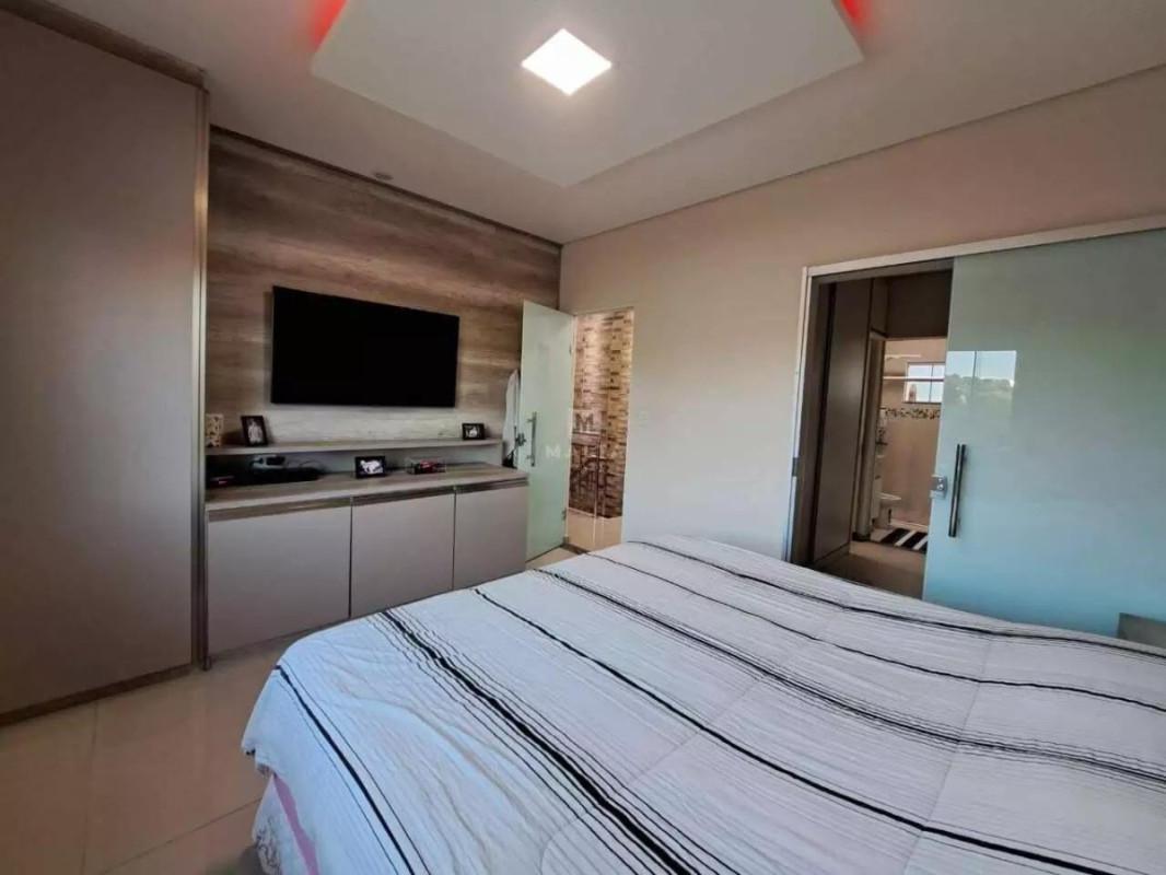 Casa, Tirol, 4 Quartos, 0 Vaga, 1 Suíte