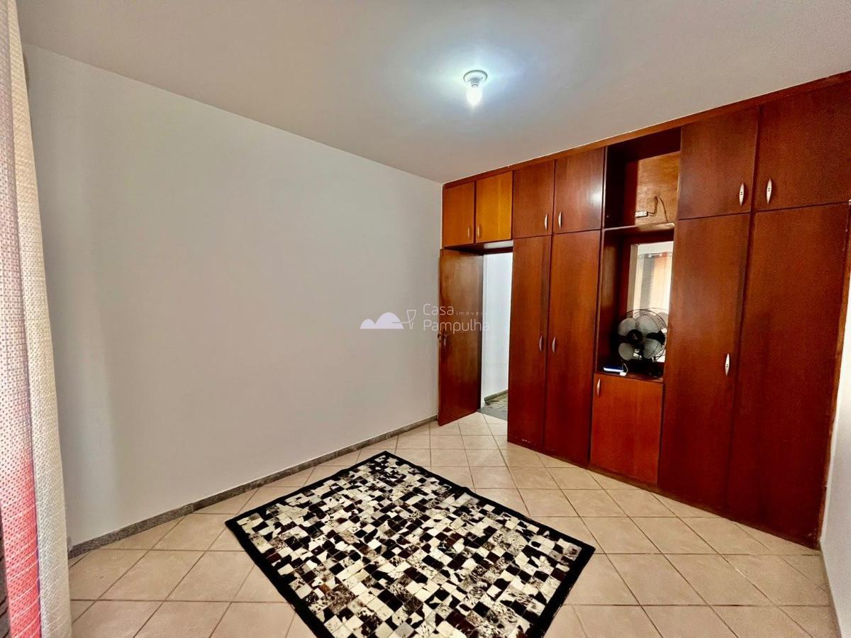 Casa, Planalto, 6 Quartos, 6 Vagas, 2 Suítes