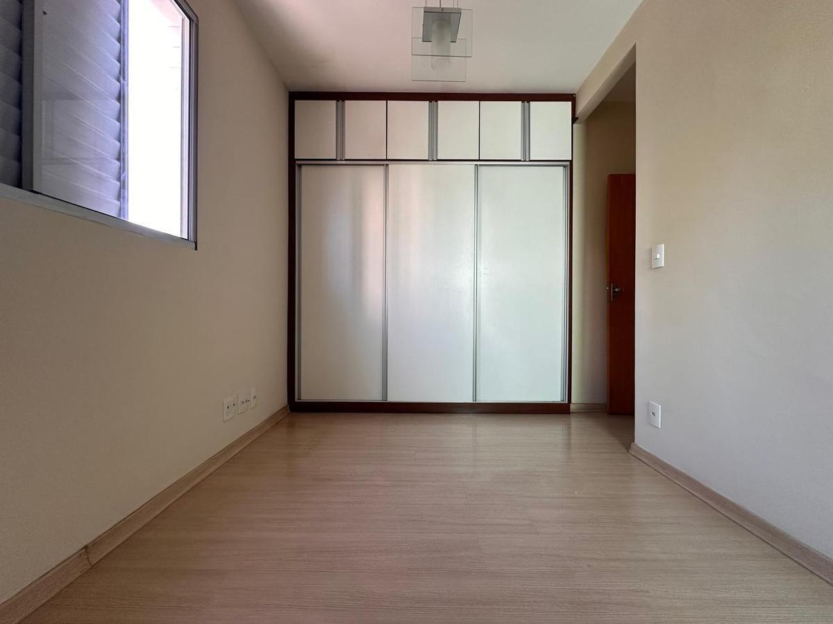 Cobertura, Castelo, 3 Quartos, 2 Vagas, 1 Suíte