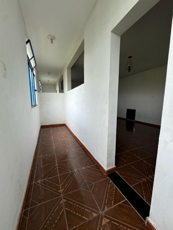 Casa, Petrópolis (barreiro), 4 Quartos, 3 Vagas, 2 Suítes