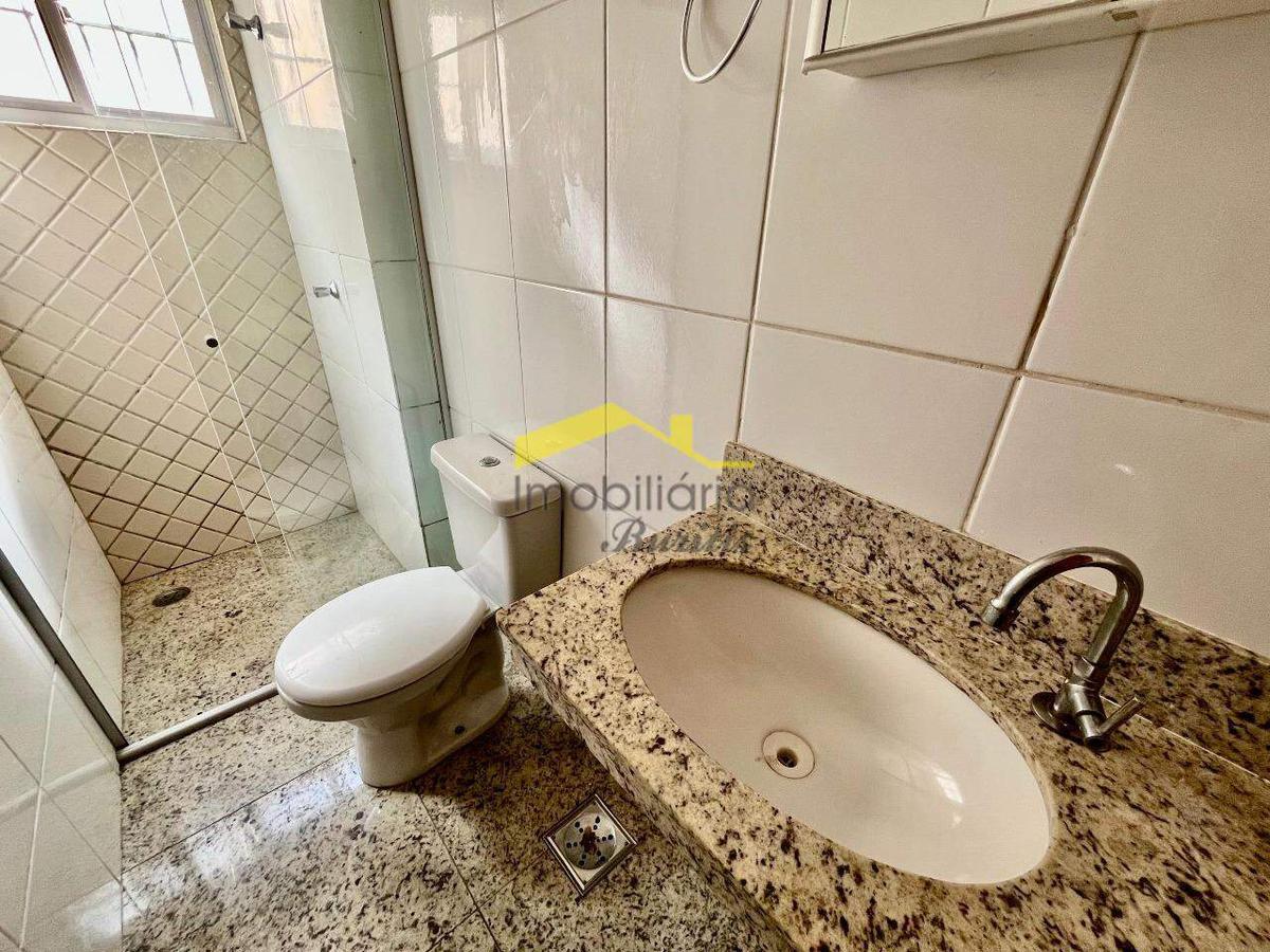 Casa, Buritis, 3 Quartos, 1 Vaga, 1 Suíte