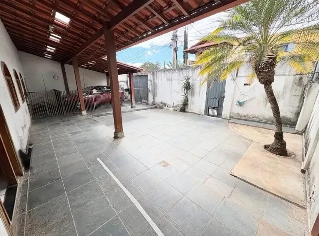 Casa, Santa Terezinha, 3 Quartos, 2 Vagas