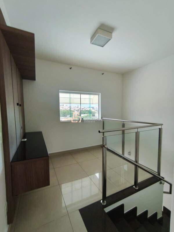 Casa, Lindéia, 3 Quartos, 3 Vagas