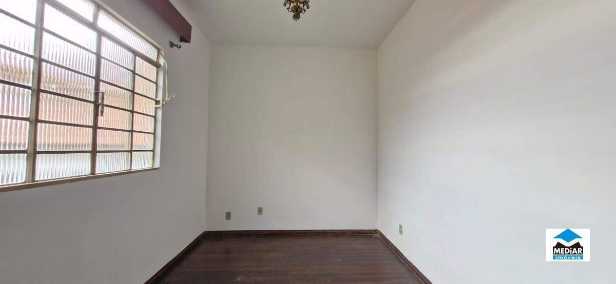 Casa, Santa Inês, 3 Quartos, 2 Vagas, 1 Suíte
