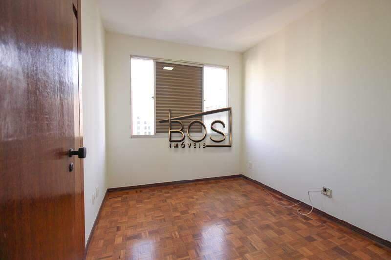 Apartamento, Funcionários, 4 Quartos, 2 Vagas, 1 Suíte