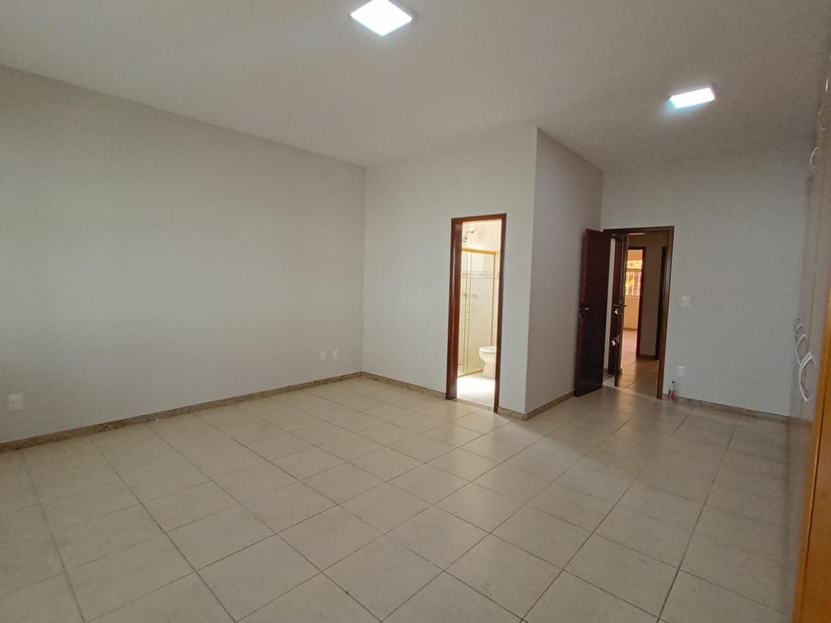 Casa Comercial, União, 0 Quarto, 0 Vaga