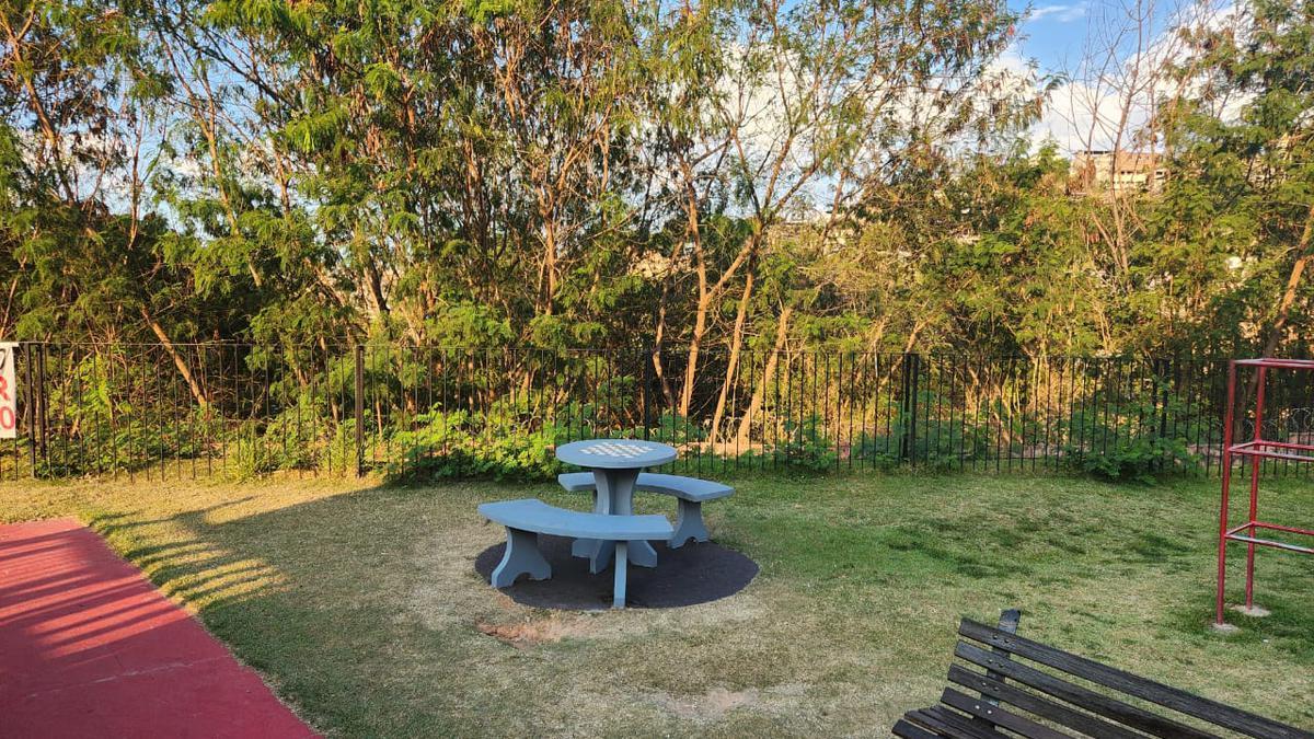 Apartamento, Paulo VI, 2 Quartos, 1 Vaga