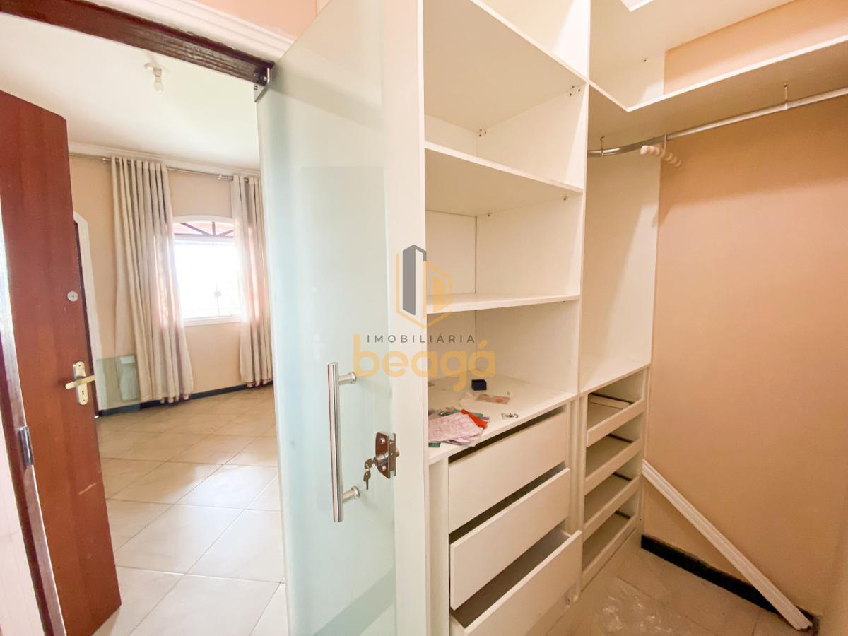Casa, Trevo, 4 Quartos, 4 Vagas, 1 Suíte